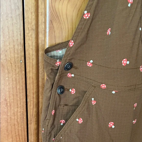 Duluth Brown Overalls with Mushroom Print.3X X 31 women’s - Picture 3 of 10